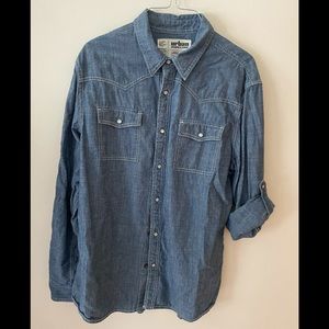 Men’s button down long sleeve shirt